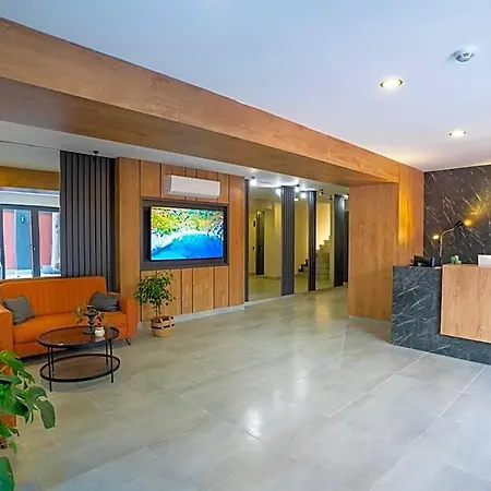 Hotel Leliko *